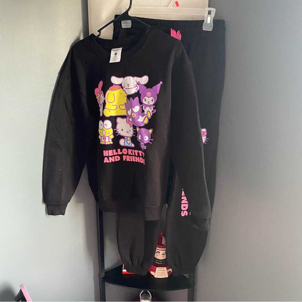 Black Hello Kitty matching set